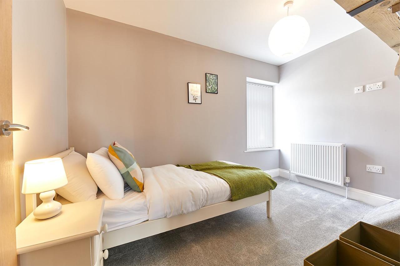 Host & - Sea Breeze Holiday home *